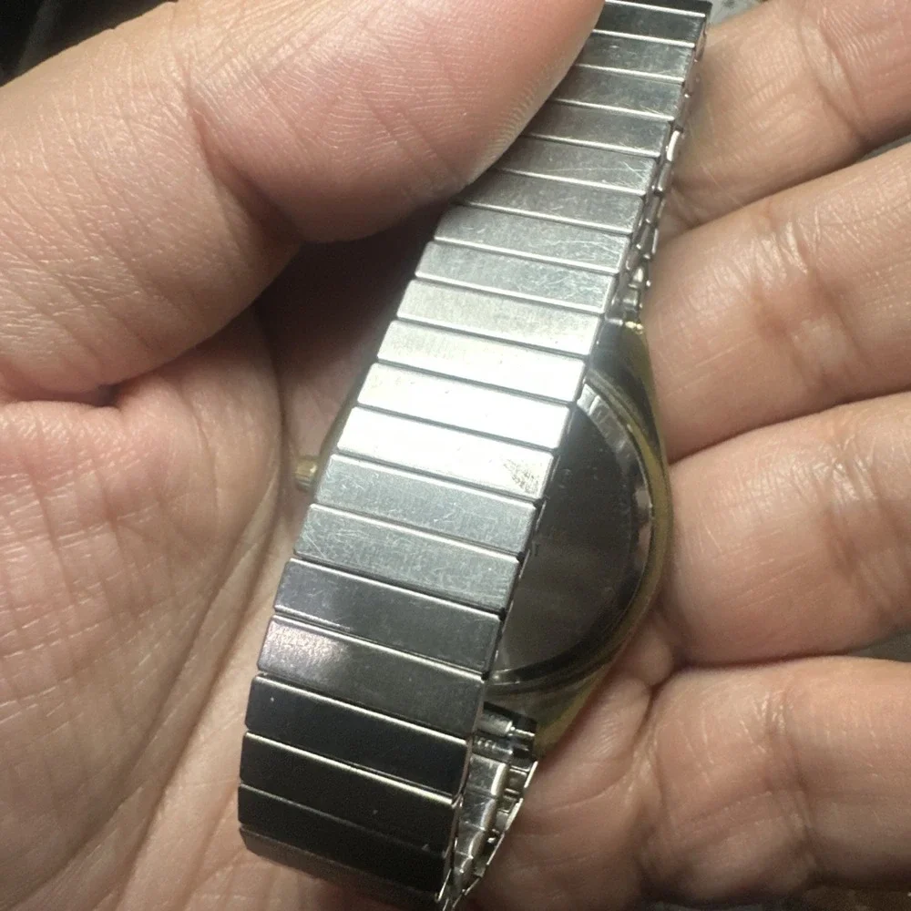 Working Vintage Sharp Mens Watch Silver Day Date White Quartz 35mm Fit 7.5